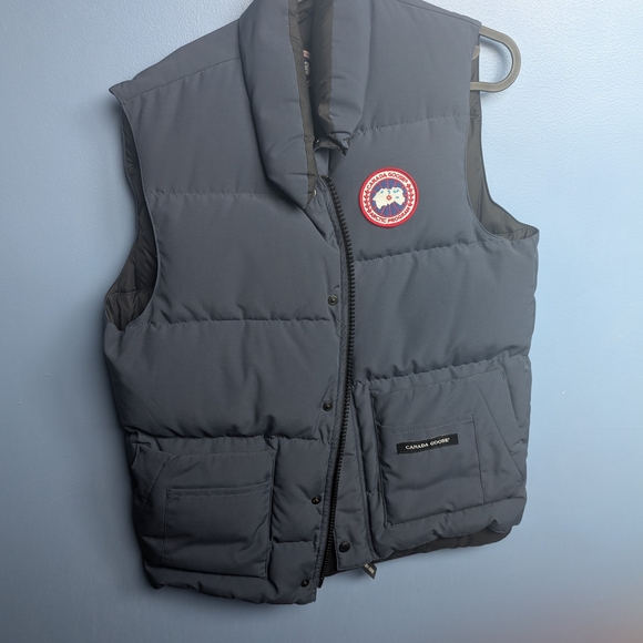 Canada Goose Other - Canada Goose Navy Puffer Vest